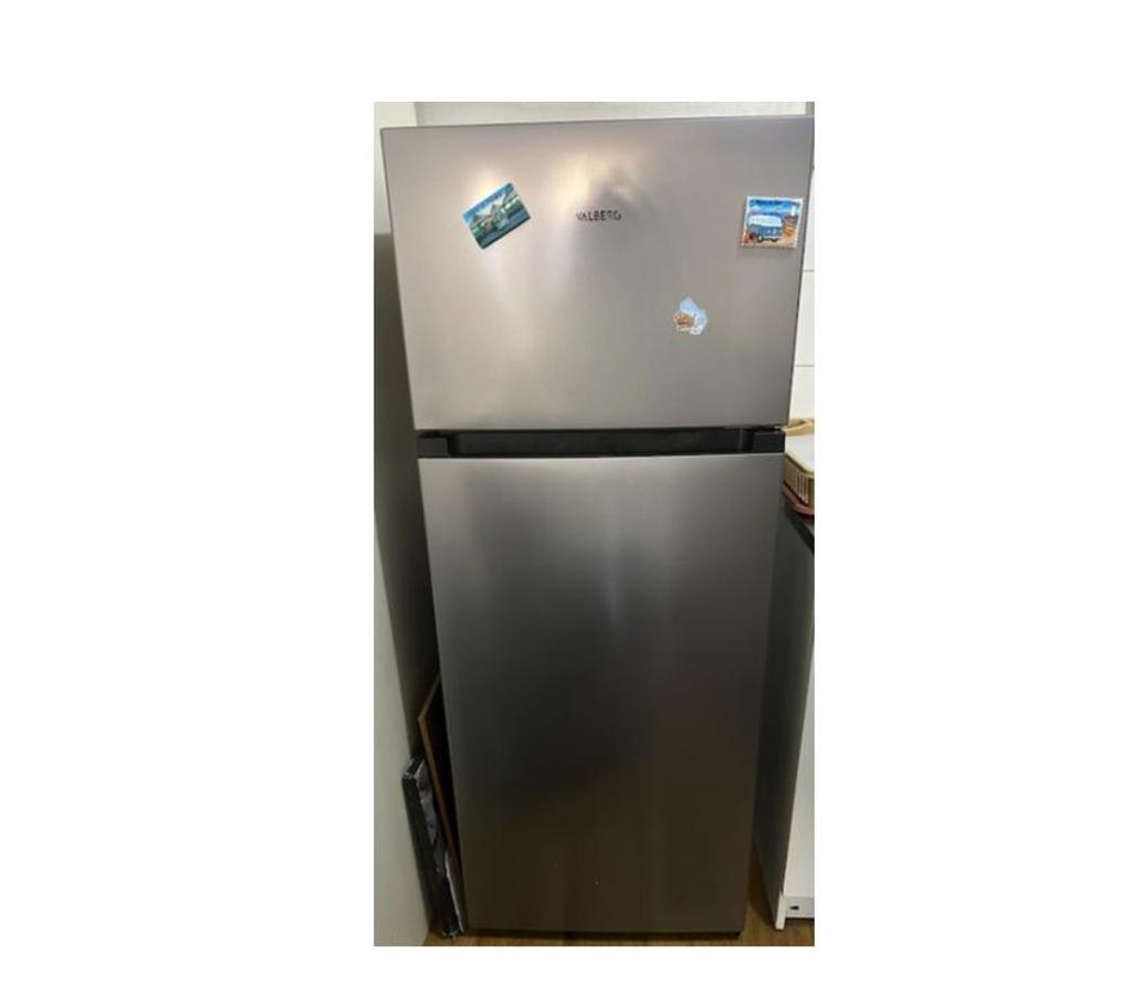 Réfrigérateur neuf VALBERG