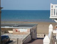  Vacances Normandie station balnéaire vue mer à LUC SUR MER  - photo 0