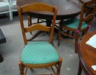  Table et 4 chaises, promotion - photo 1